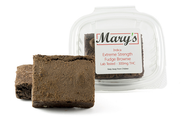 Mary’s Medibles – Extreme Strength Indica Fudge Brownies -300mg Chocolate Buy Weed Online Mary’s Medibles – Extreme Strength Indica Fudge Brownies -300mg Chocolate Buy Weed Online