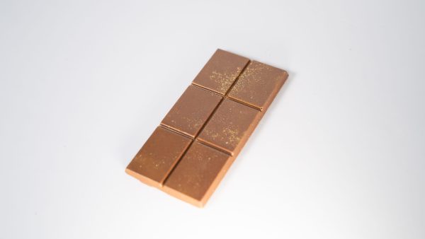 BetterDays Chocolate Bar – 1.2g Bar – Hazel Eyes: Milk Chocolate Hazelnut Croquant Edibles Buy Weed Online